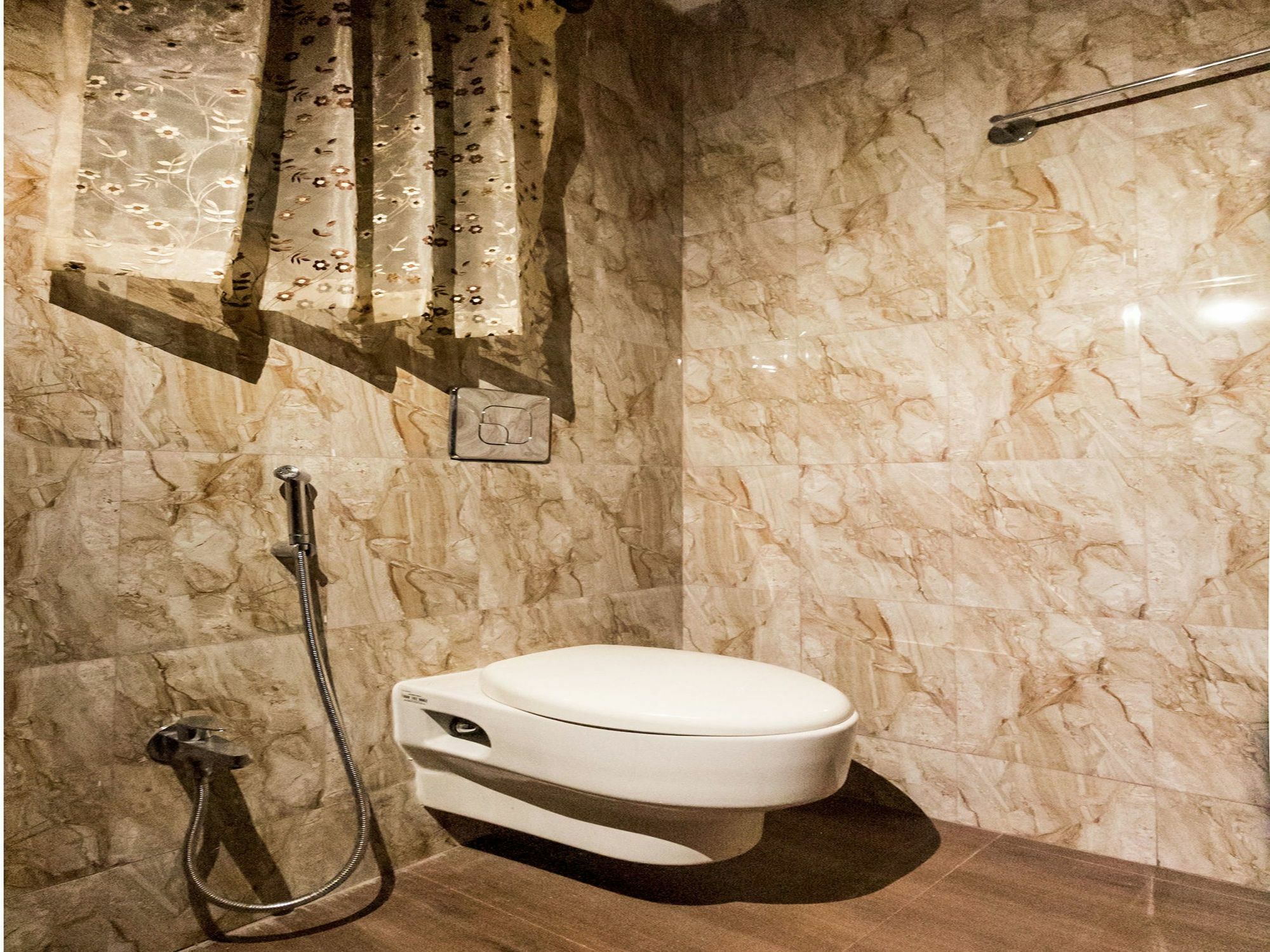Super Hotel O Cherry City Cottage Dispur Экстерьер фото